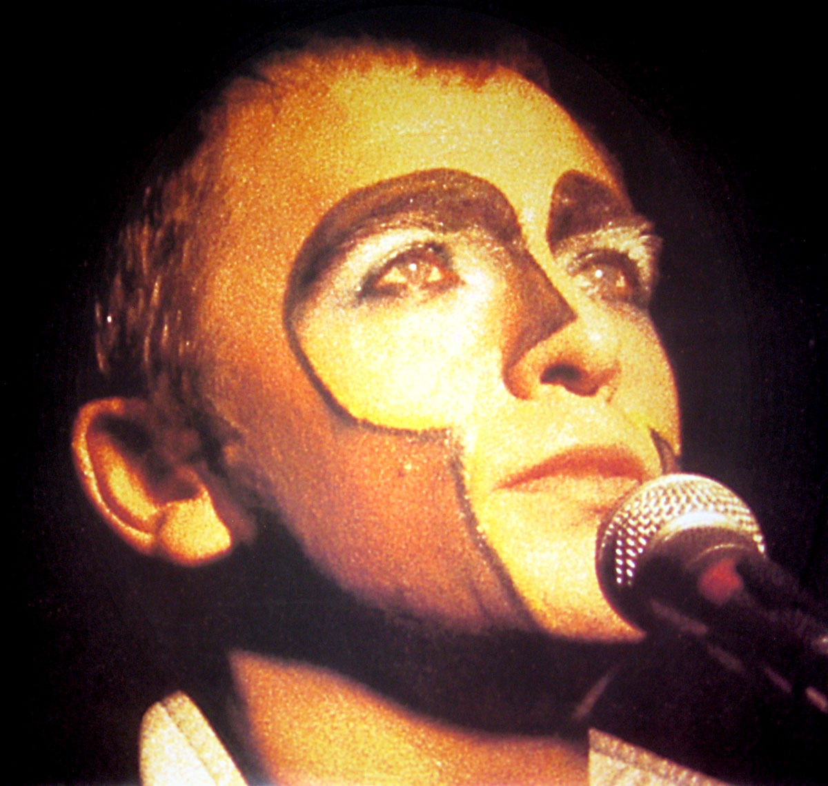 High Resolution Photo of peter gabriel plays live 